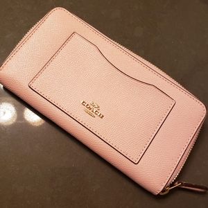 Coach leather accordian zip wallet